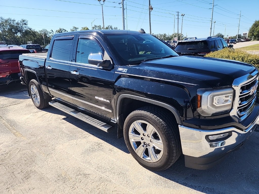 2017 Gmc Sierra 1500 SLT photo 3