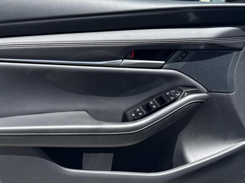 2025 Mazda Mazda3 2.5 Select Sport photo 18
