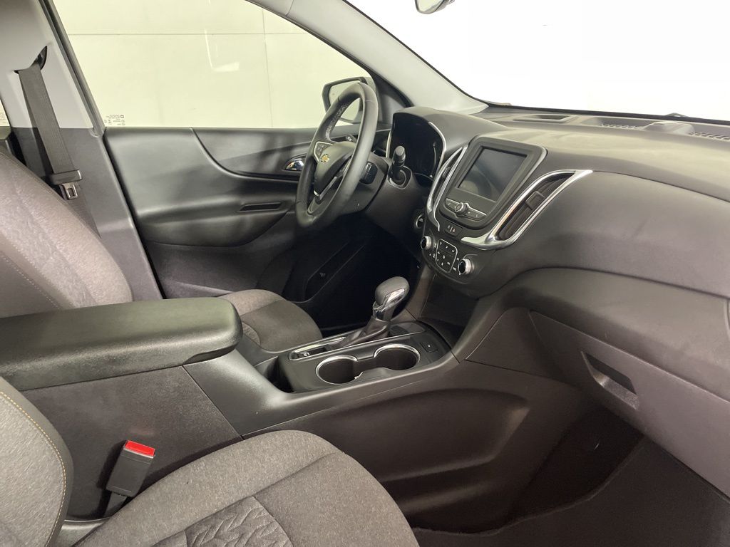 2024 Chevrolet Equinox LT photo 14