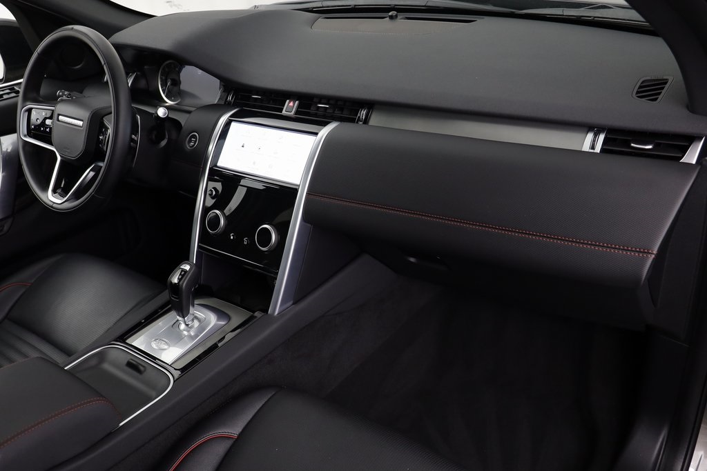 2023 Land Rover Discovery Sport SE R-Dynamic photo 18