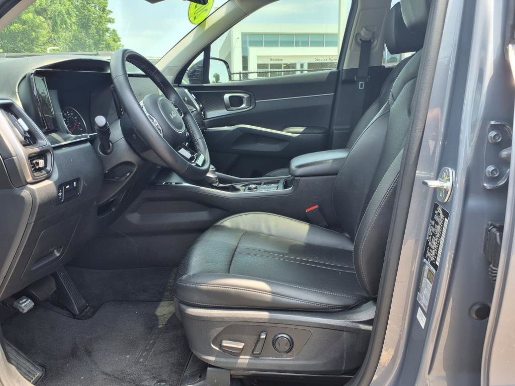 2023 Kia Sorento S photo 4