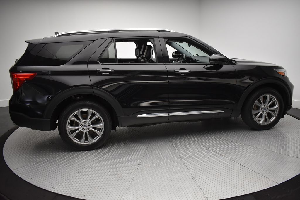 2022 Ford Explorer Limited photo 2
