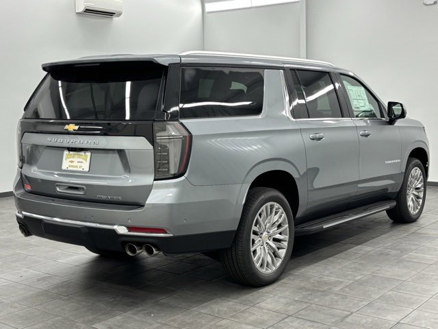 2026 Chevrolet Suburban Premier photo 2