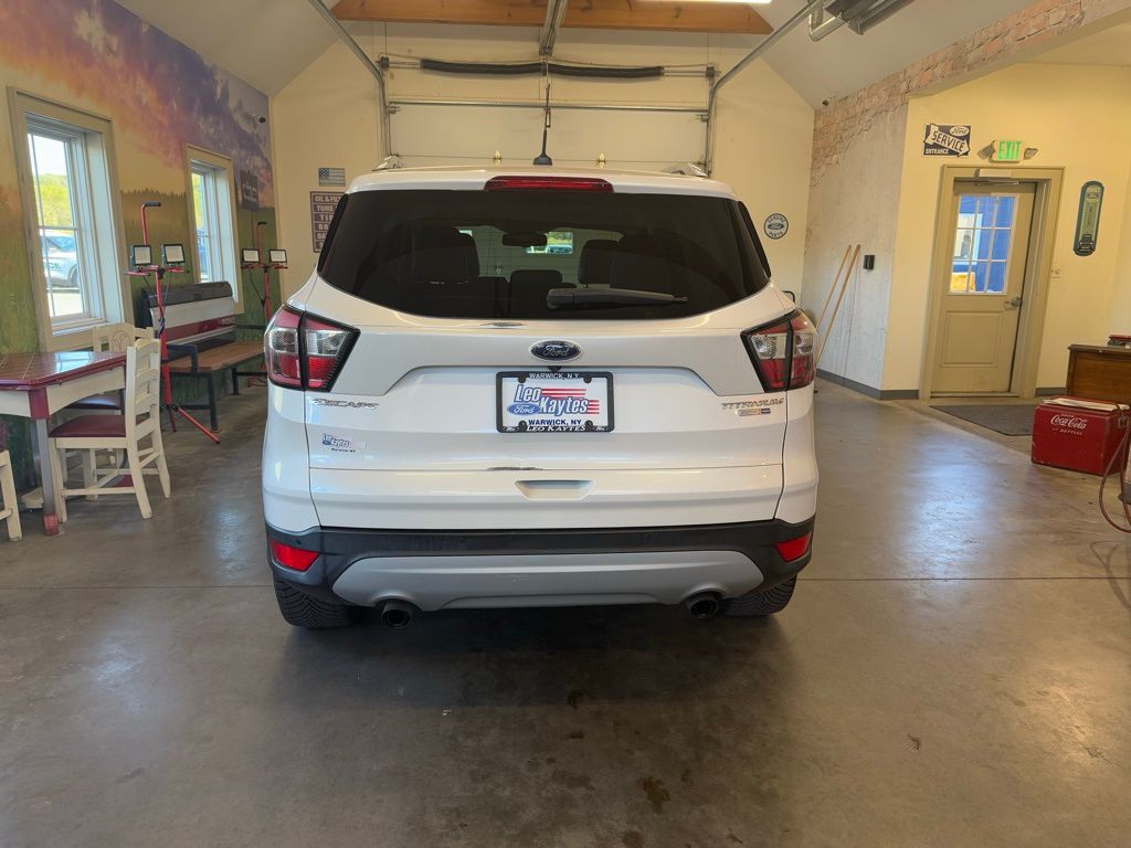 2017 Ford Escape Titanium photo 6