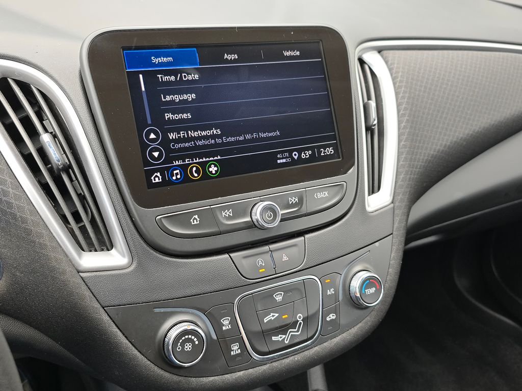 2023 Chevrolet Malibu LS photo 14