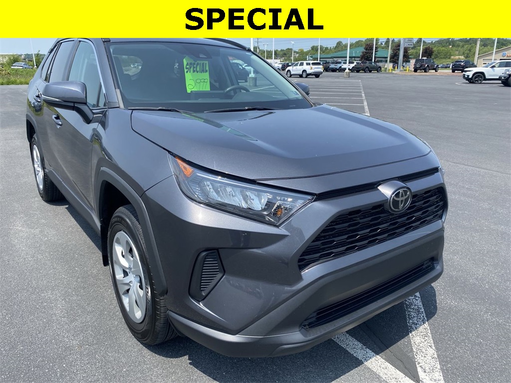 2021 Toyota RAV4 LE