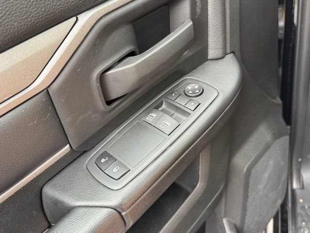2022 Ram 3500 Tradesman photo 5