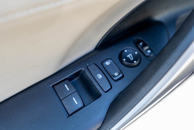 2018 Honda Civic Touring photo 13