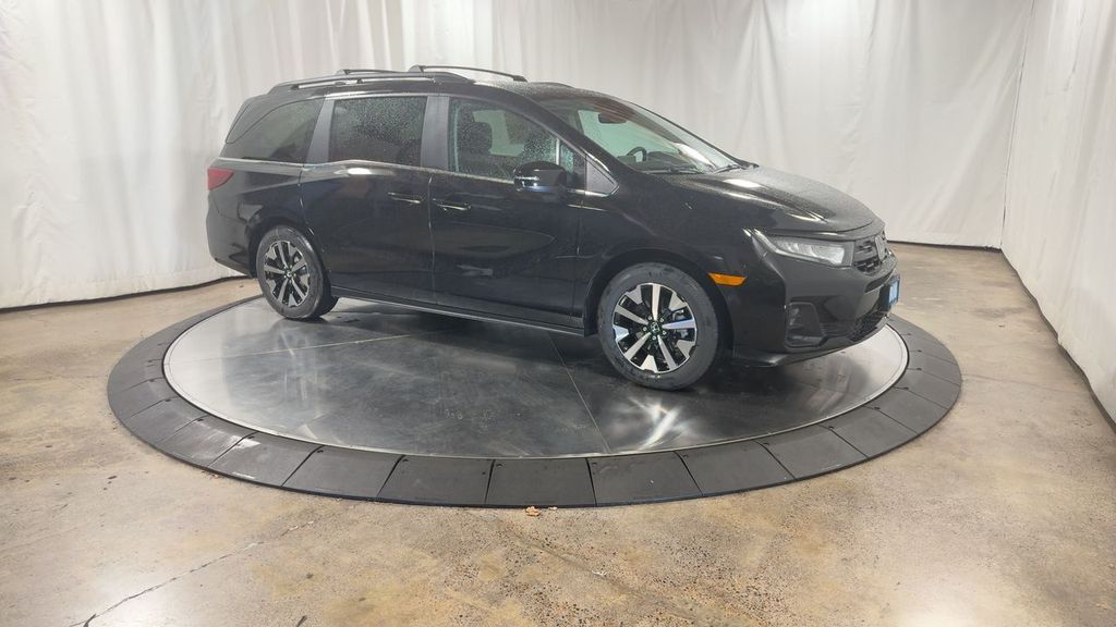 2026 Honda Odyssey EX-L photo 2