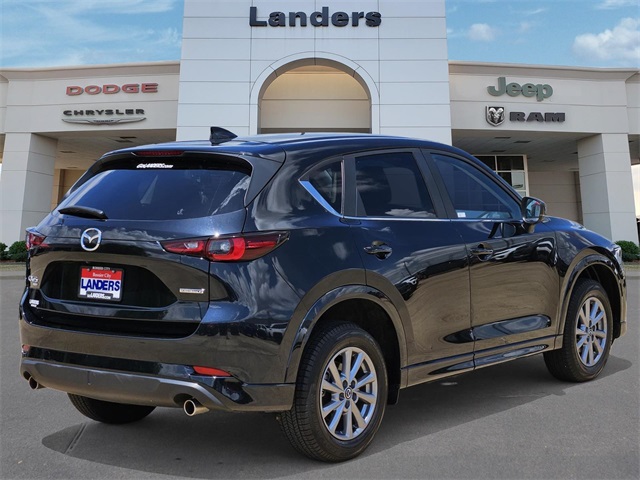 2024 Mazda CX-5 2.5 Select photo 3