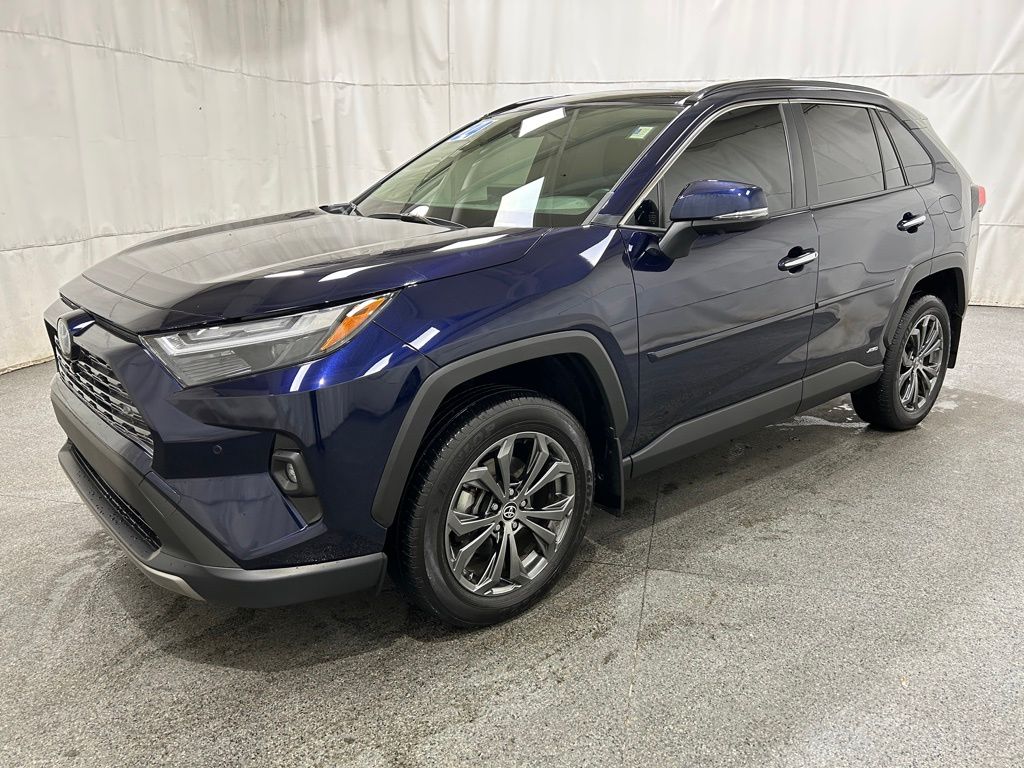 2024 Toyota RAV4 Hybrid Limited photo 3