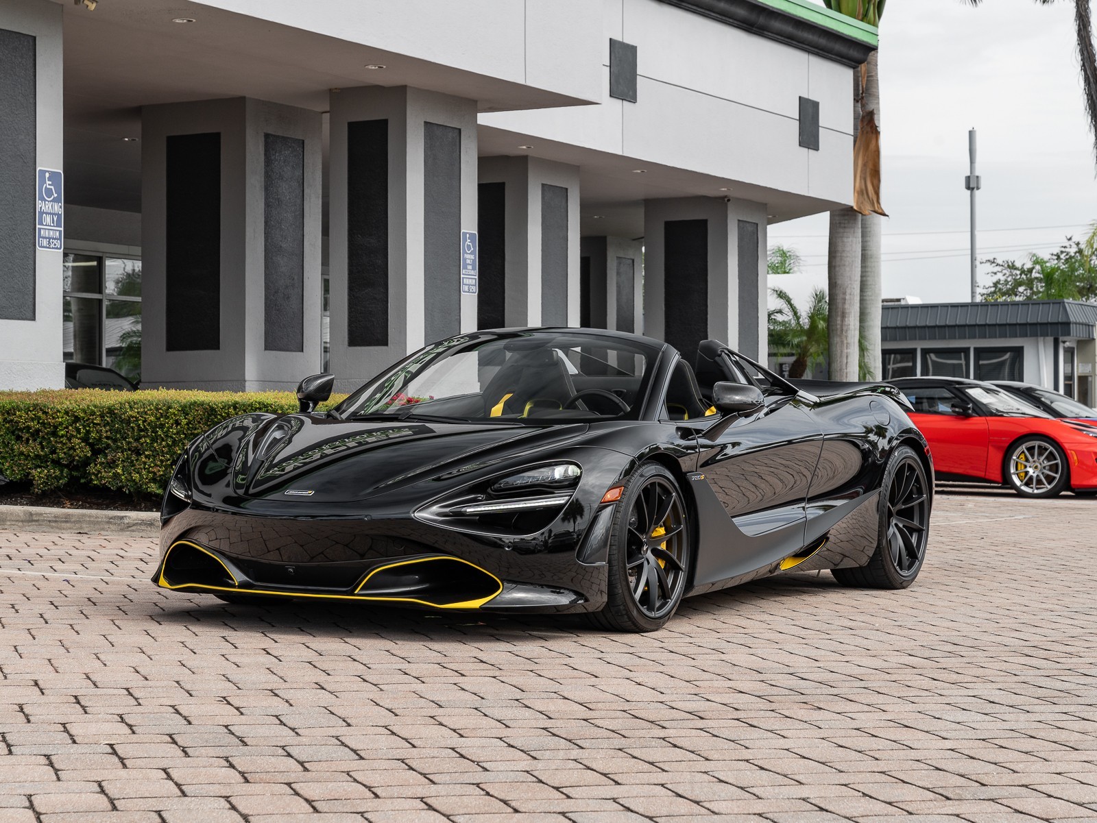 2022 Mclaren 720S Spider photo 25
