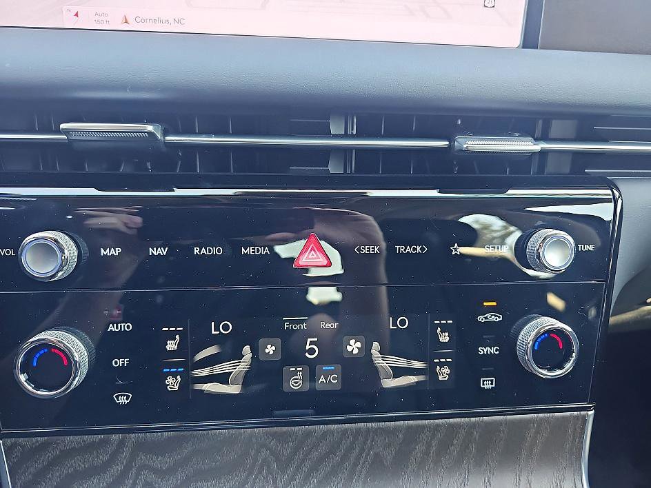 2025 Genesis G80 2.5T Advanced photo 26