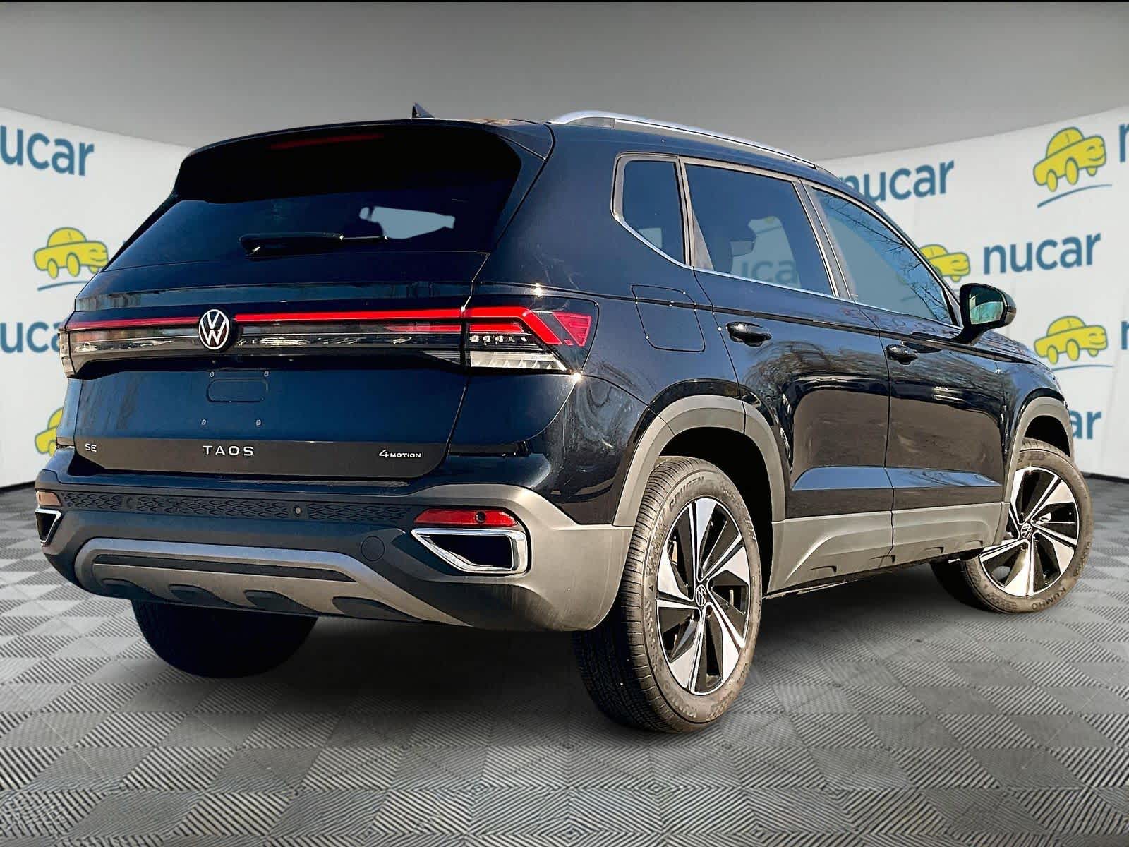 2025 Volkswagen Taos SE photo 4