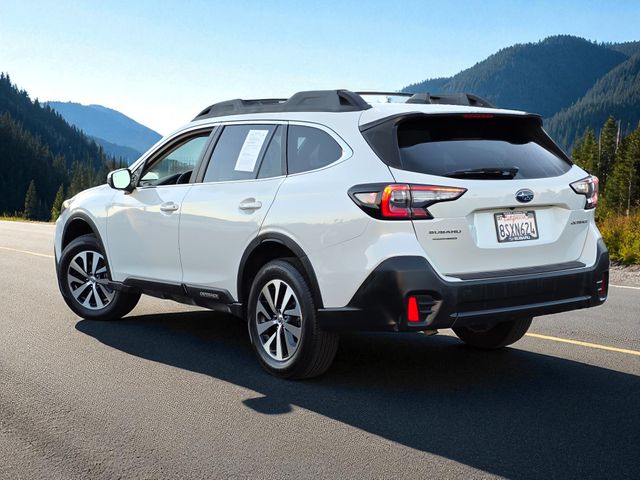 2020 Subaru Outback Premium photo 4