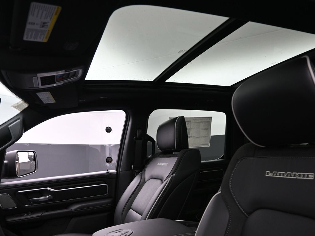 2026 Ram 1500 Laramie photo 21