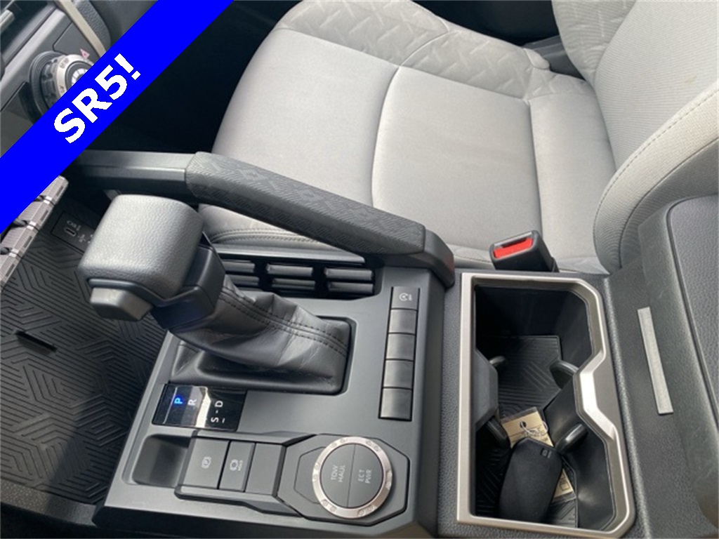 2024 Toyota Tacoma SR5 photo 27