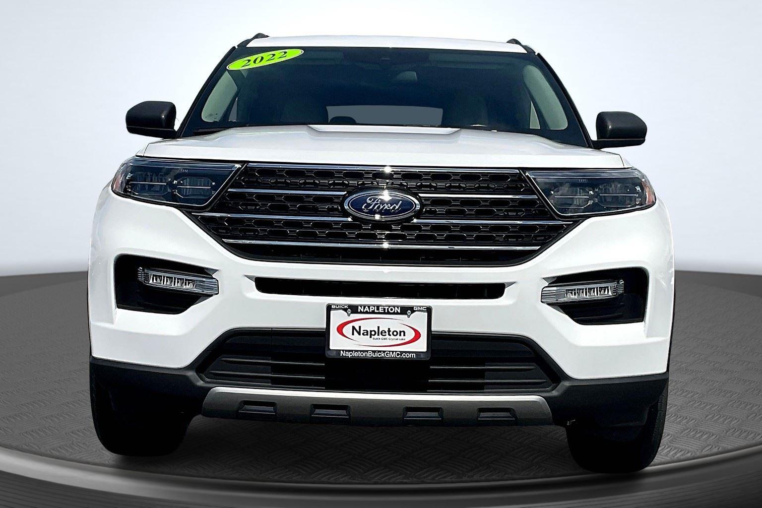 2022 Ford Explorer XLT photo 3