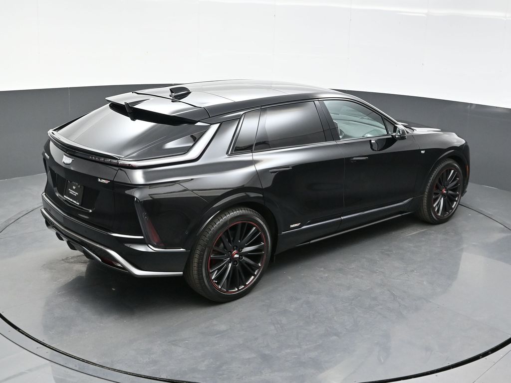 2026 Cadillac Lyriq photo 28