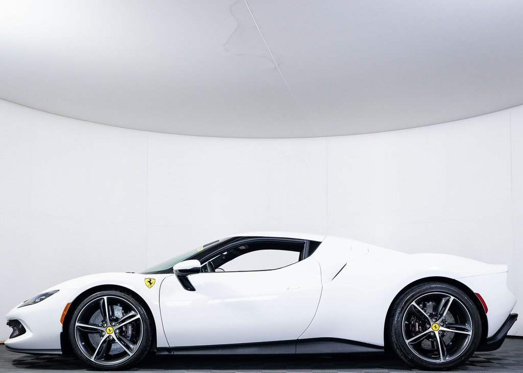 2025 Ferrari 296 GTB photo 4