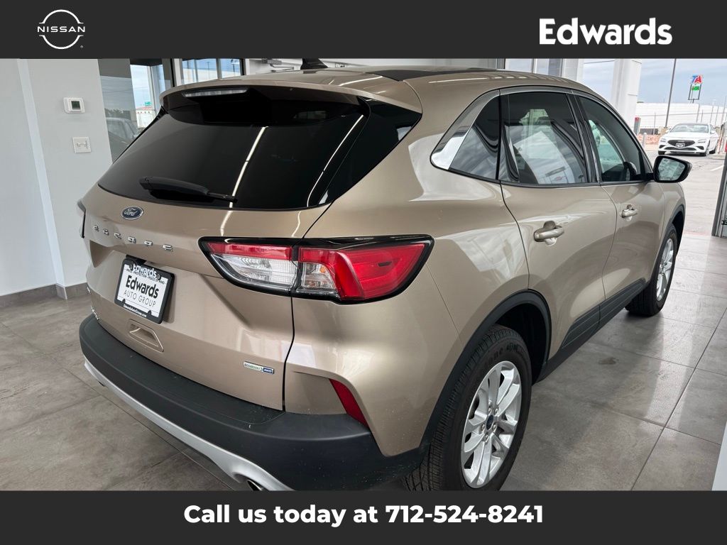 2020 Ford Escape SE photo 8