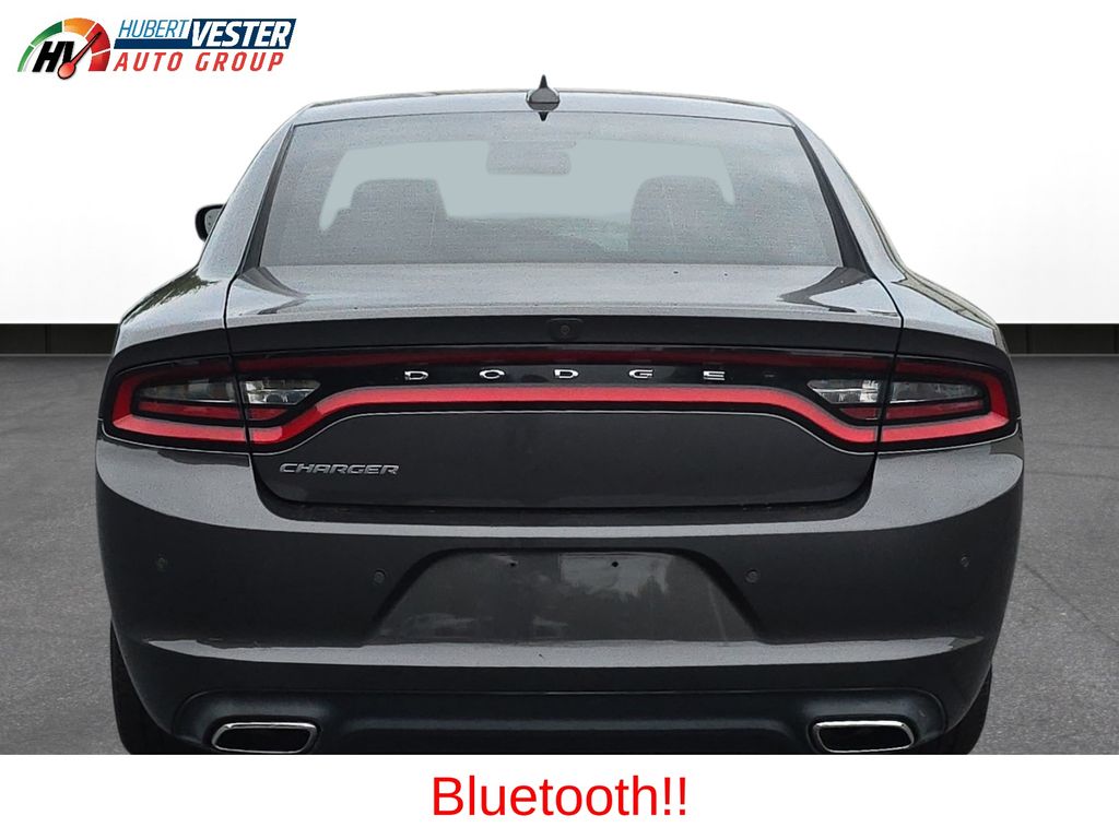 2022 Dodge Charger SXT photo 7
