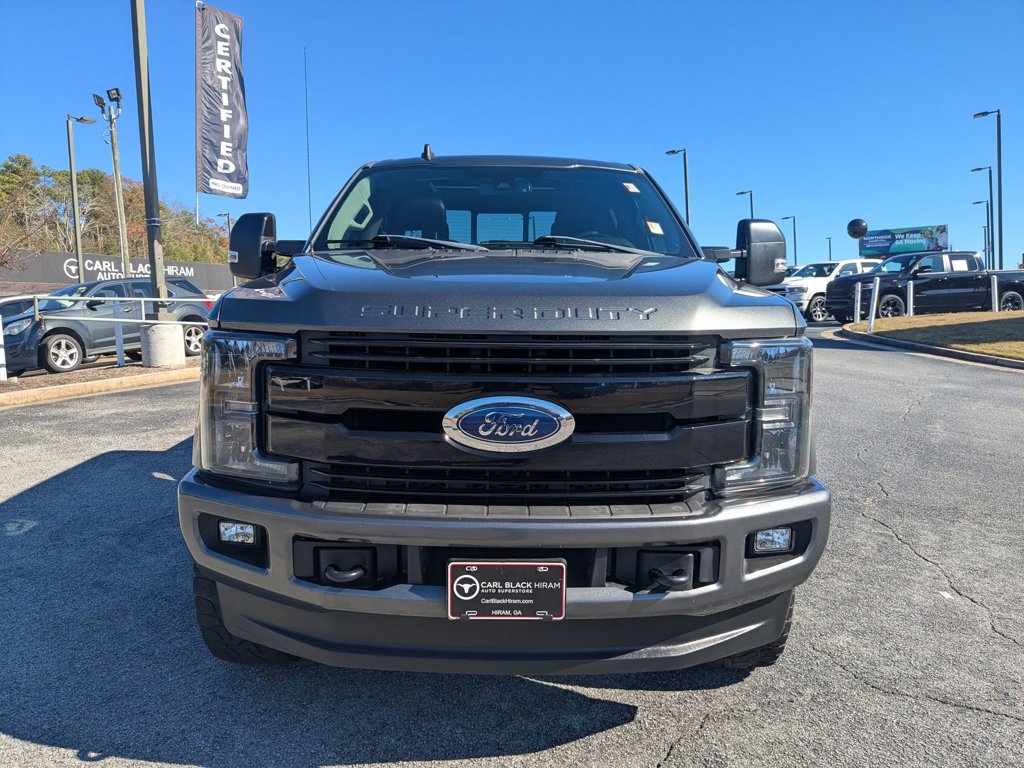 2019 Ford F-250 Lariat photo 2
