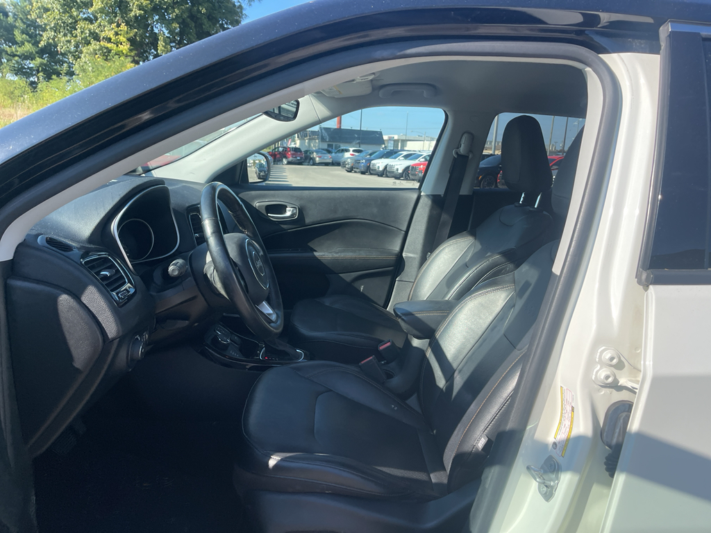 2020 Jeep Compass Limited photo 8