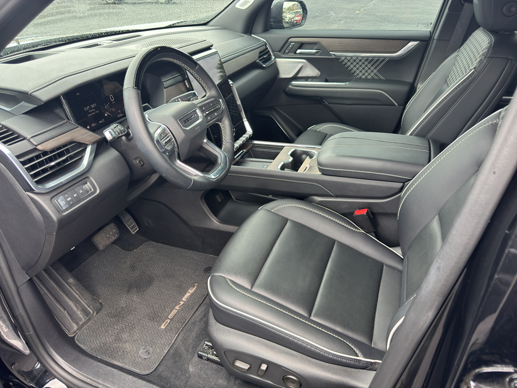2024 Gmc Acadia Denali photo 5