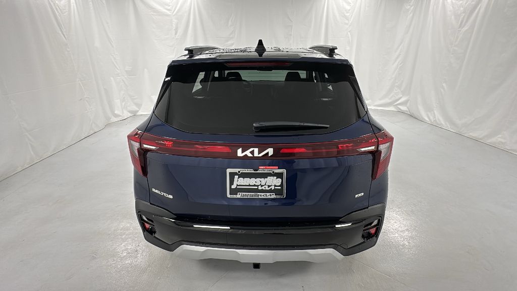 2026 Kia Seltos EX photo 4