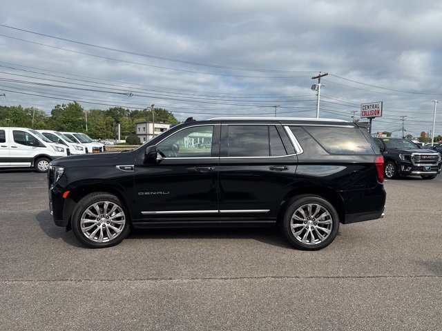 2022 Gmc Yukon Denali photo 3