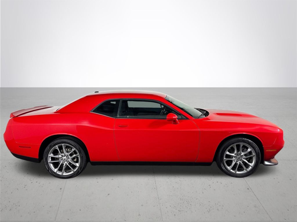 2022 Dodge Challenger GT photo 5