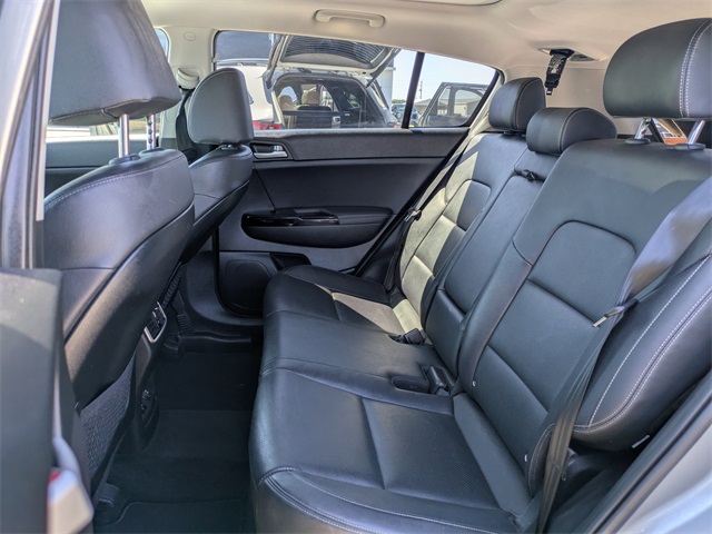 2022 Kia Sportage EX photo 12