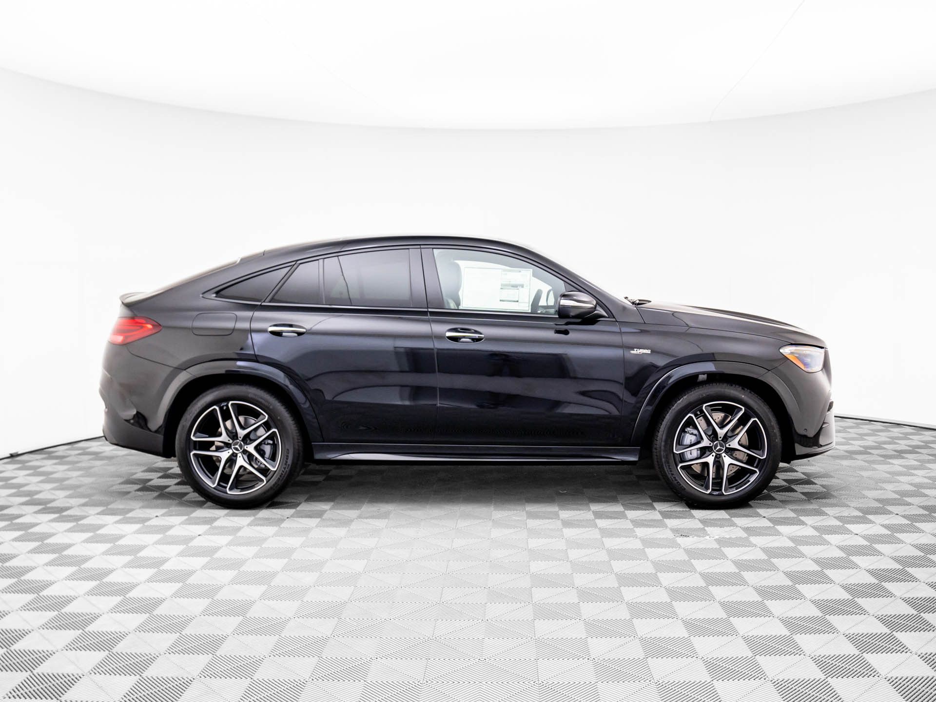 2025 Mercedes Benz GLE 53 AMG 4MATIC photo 4