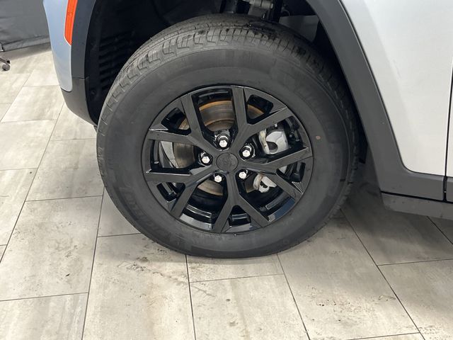 2024 Jeep Grand Cherokee Altitude X photo 31