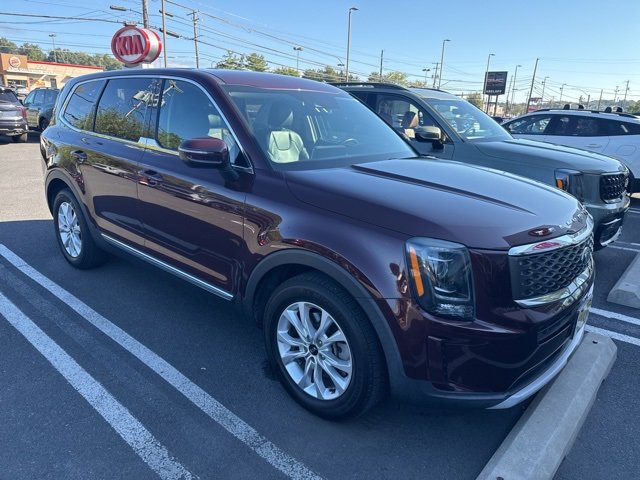 Used 2020 Kia Telluride LX with VIN 5XYP2DHCXLG040910 for sale in Bartonsville, PA