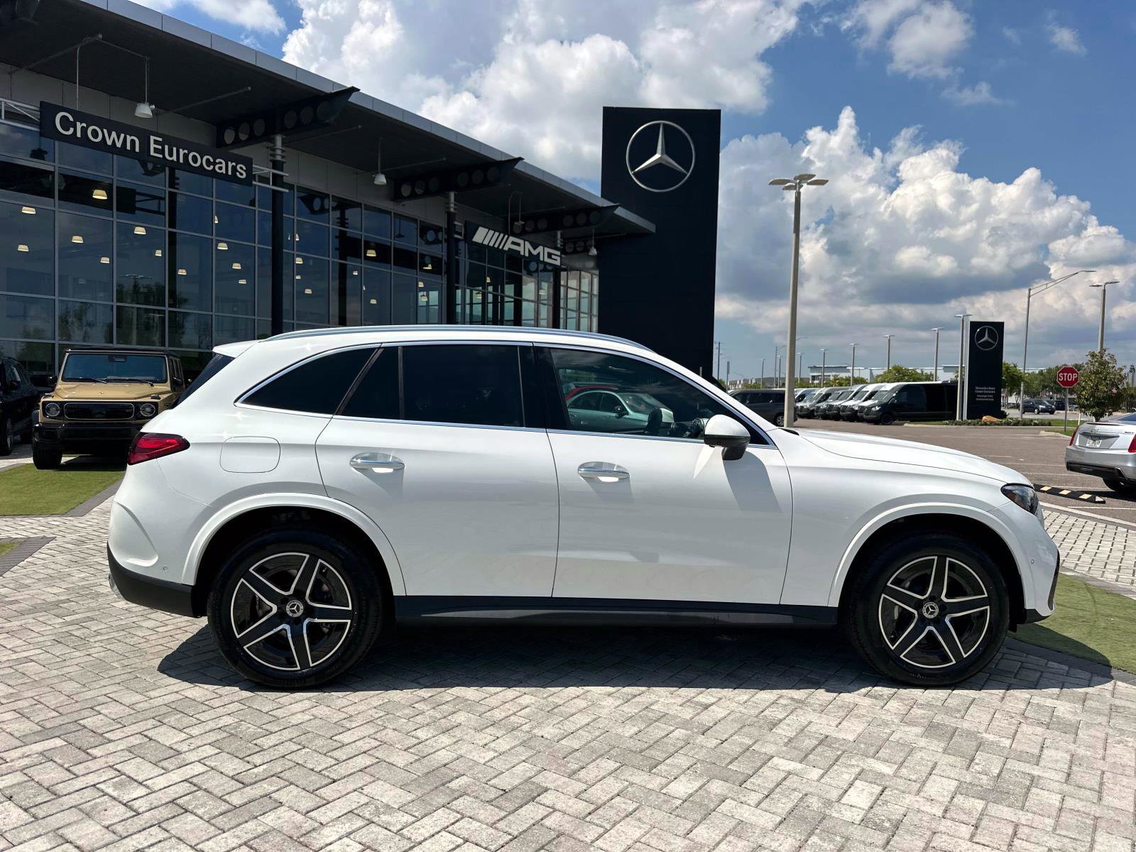 2026 Mercedes Benz GLC 350e 4MATIC photo 2