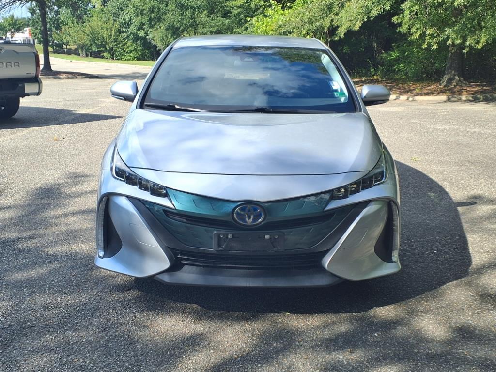 2019 Toyota Prius Prime Plus photo 2