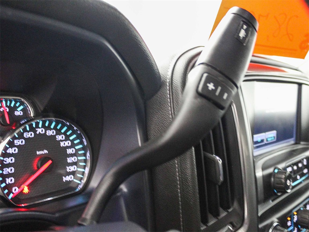 2015 Chevrolet Silverado LTZ photo 20