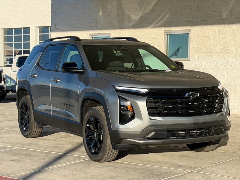 2026 Chevrolet Equinox LT's photo