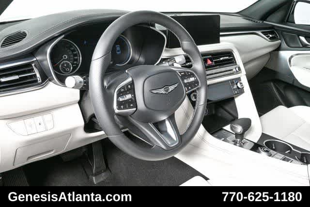 2025 Genesis G70 2.5T photo 4