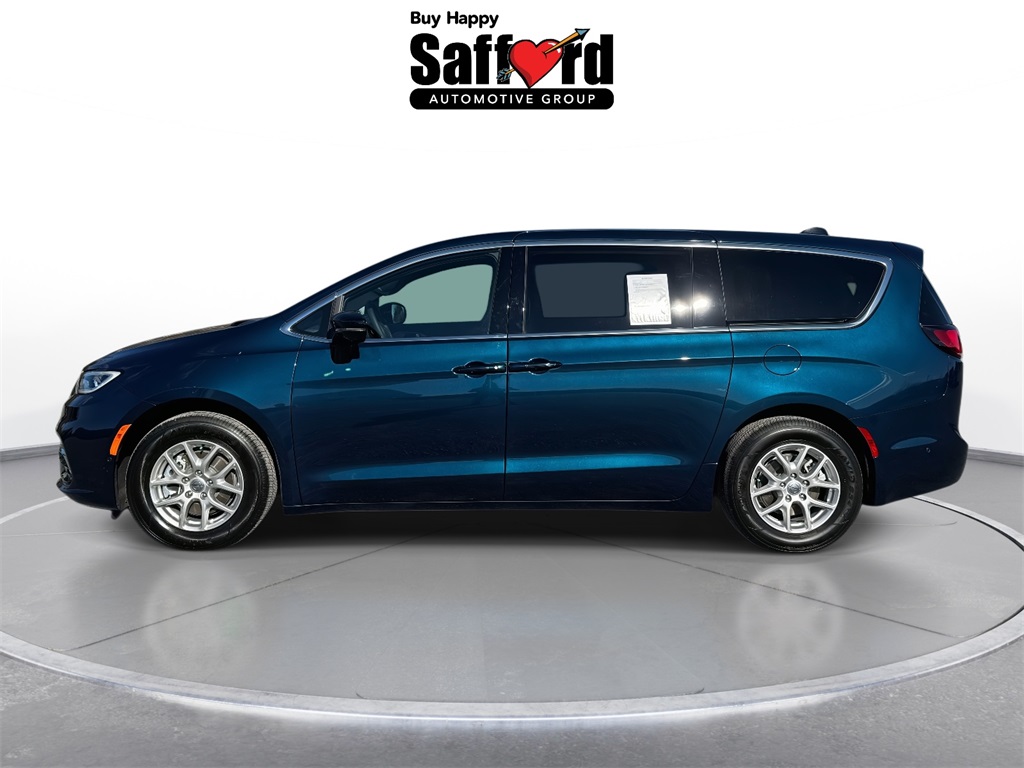 2025 Chrysler Pacifica photo 4