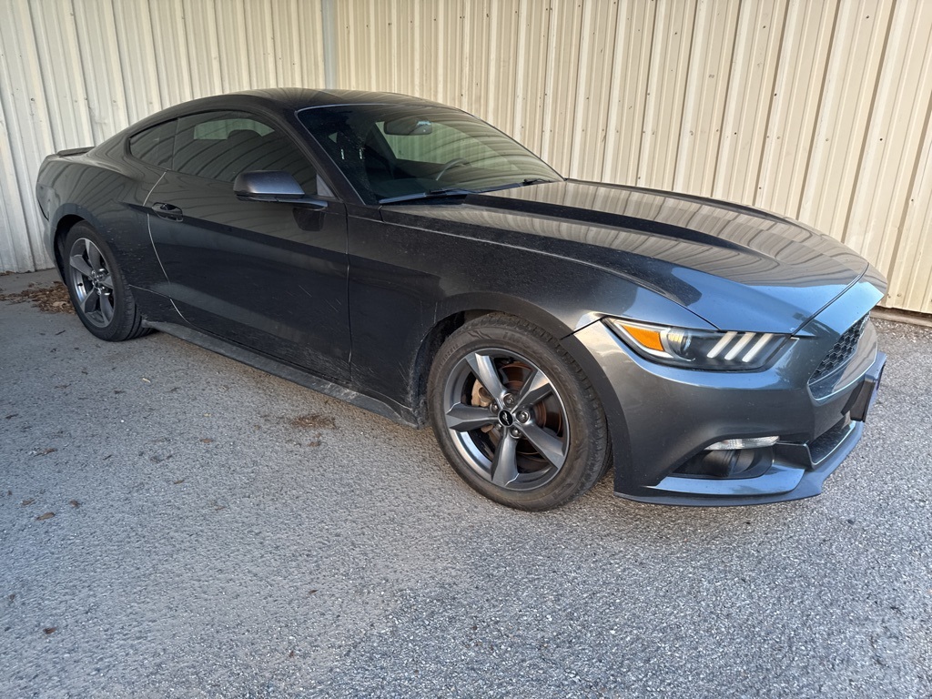 2016 Ford Mustang V6 photo 15