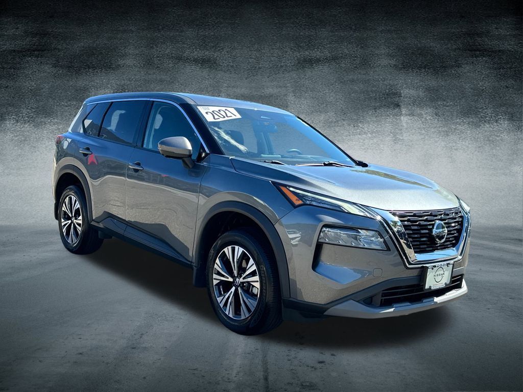 2021 Nissan Rogue SV photo 5
