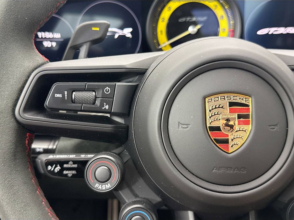 2025 Porsche 911 GT3 RS photo 11