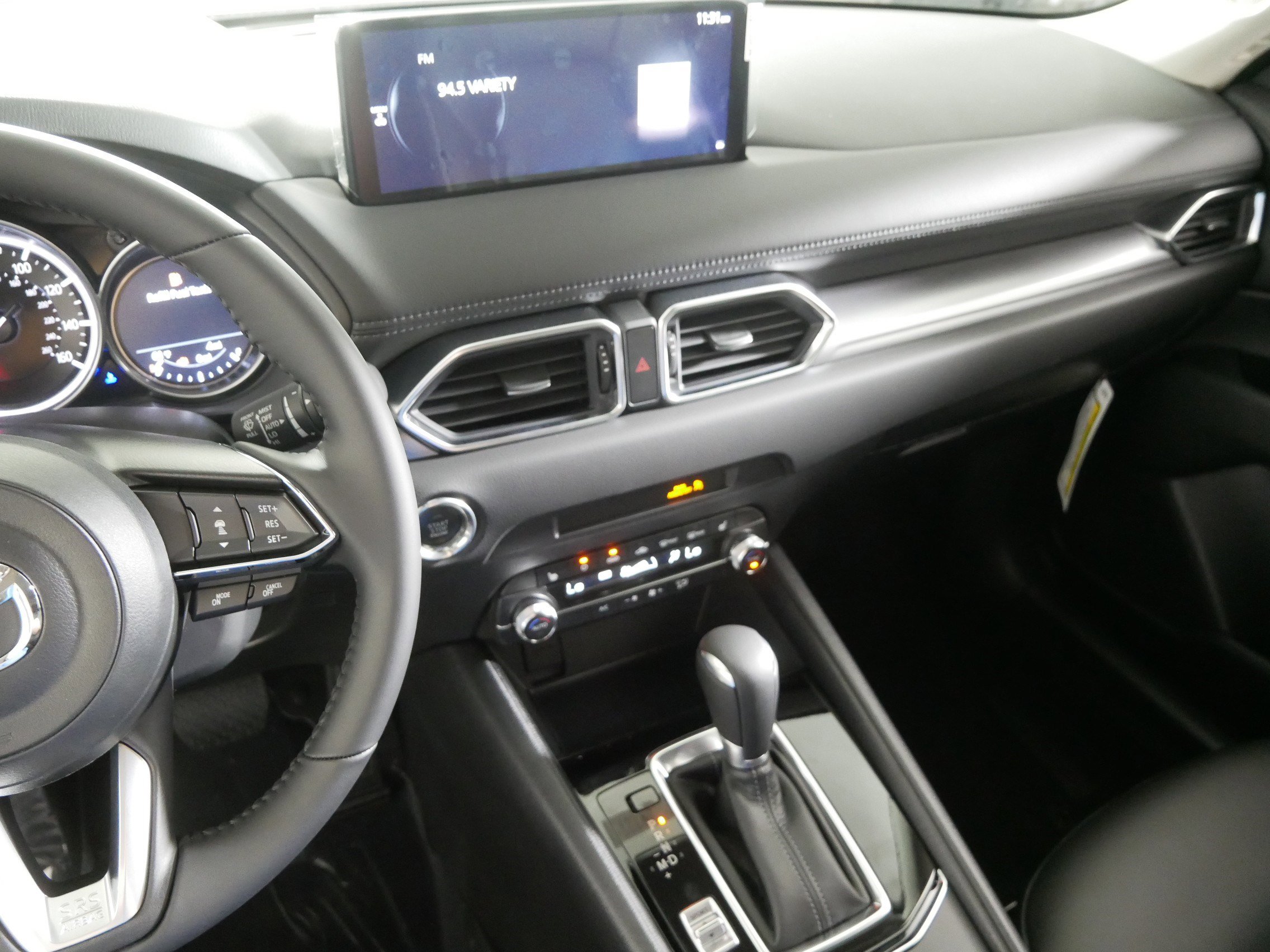 2025 Mazda CX-5 2.5 Select photo 4