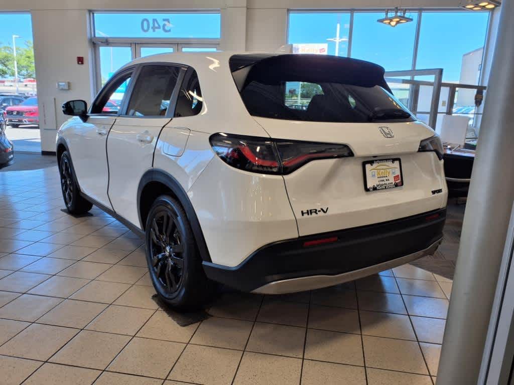2026 Honda HR-V Sport photo 4