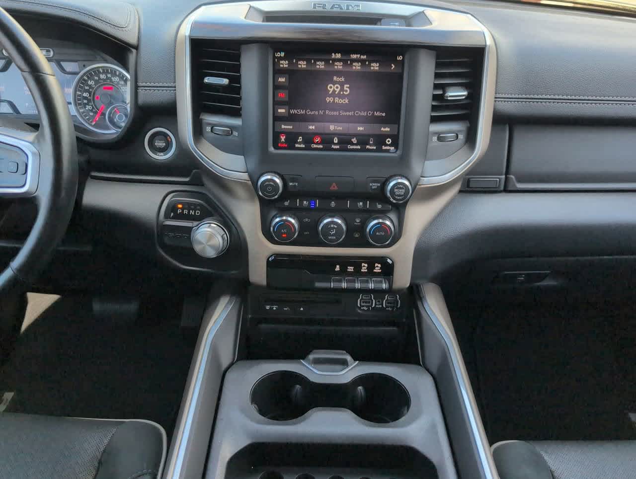 2019 Ram 1500 Laramie photo 6