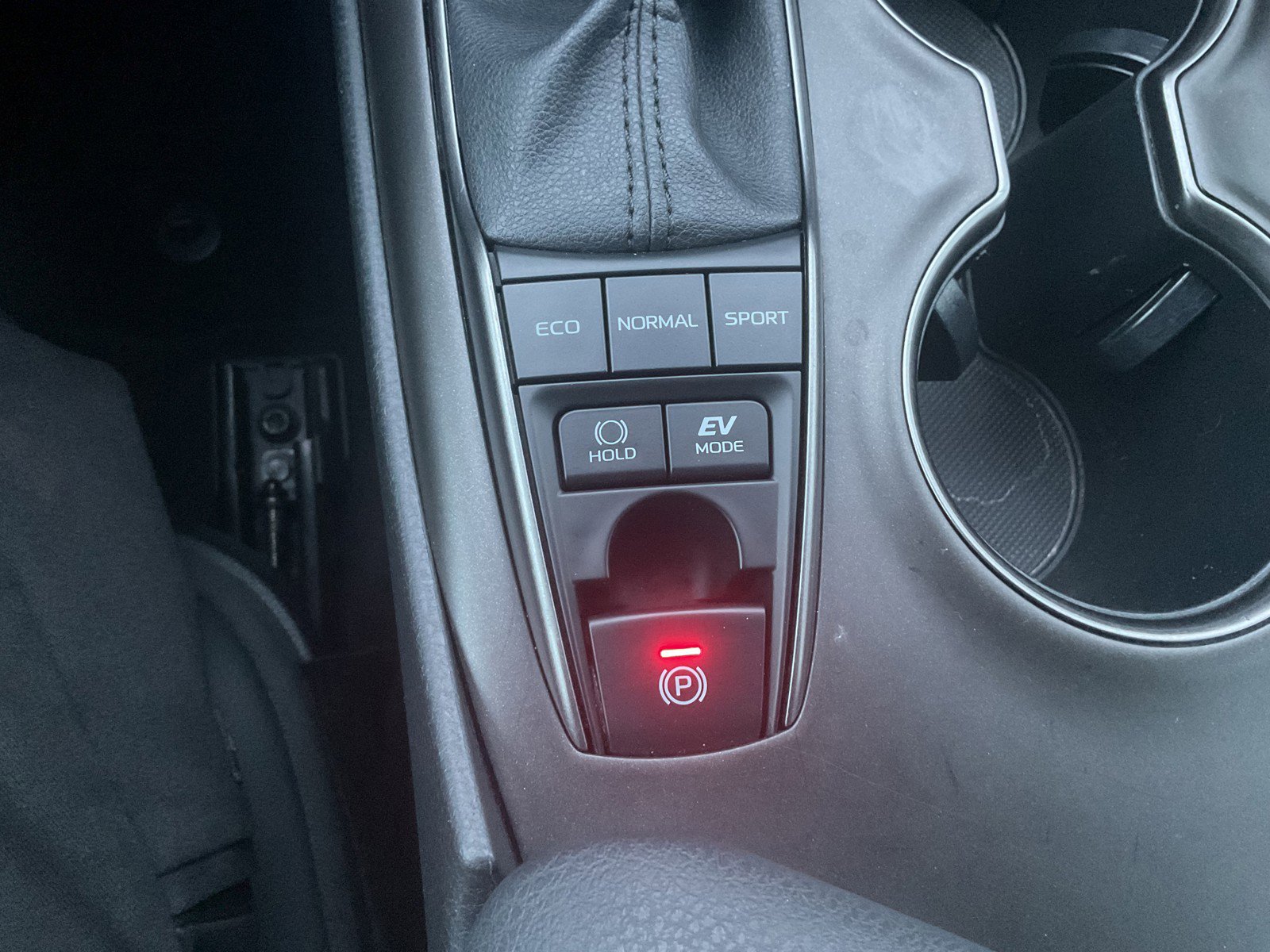 2023 Toyota Camry SE photo 15