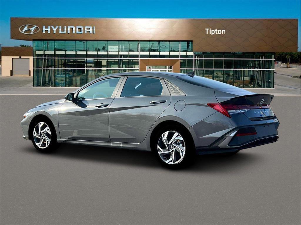 2025 Hyundai Elantra Hybrid SEL Sport photo 4
